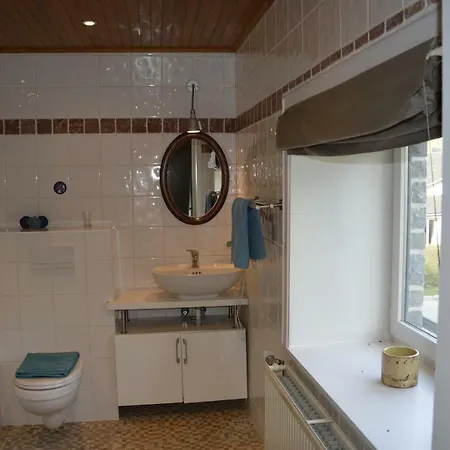 Au Bord De L'ile Holiday home *